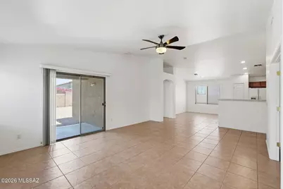 8435 E Bowline Road, Tucson, AZ 85710 - Photo 10