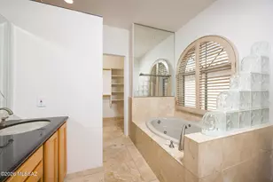 7635 W Summer Sky Dr, Tucson, AZ 85743 - Photo 12