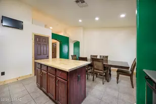8182 S Camino SERPE, Tucson, AZ 85747 - Photo 10