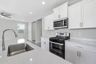 11926 W Charismatic Dr, Marana, AZ 85653 - Photo 16