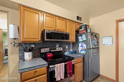 177 N Abrego Drive, Green Valley, AZ 85614 - Photo 10