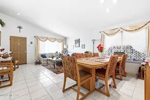 10238 E Watson Dr, Tucson, AZ 85730 - Photo 2