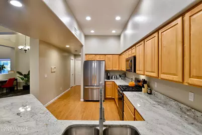 1424 W Bridalveil Place, Tucson, AZ 85737 - Photo 12