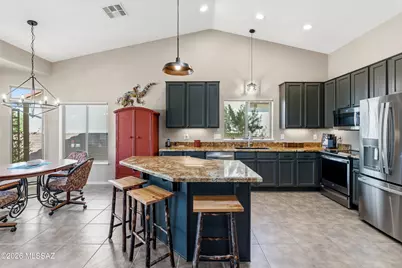 2283 E Desert Squirrel Court, Green Valley, AZ 85614 - Photo 12