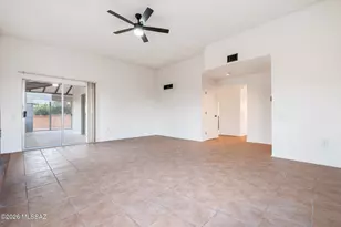 1625 W Calle Hacienda, Green Valley, AZ 85622 - Photo 12