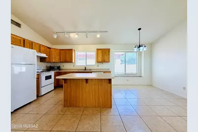 8980 E Marci Lynne Way, Tucson, AZ 85747 - Photo 8