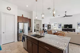 558 N Sonoma Vista Dr, Green Valley, AZ 85614 - Photo 20