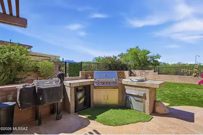 2436 E Overview Lane, Green Valley, AZ 85614 - Photo 42