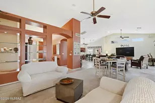 2436 E Overview Ln, Green Valley, AZ 85614 - Photo 10