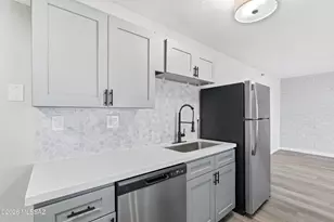 425 W Paseo Redondo, Tucson, AZ 85701 - Photo 12