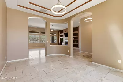 13924 N Dog Leg Lane, Marana, AZ 85658 - Photo 8