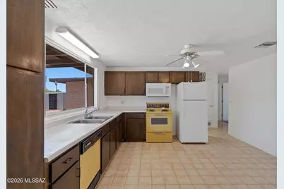 5212 N Whispering Hills Lane, Tucson, AZ 85704 - Photo 18