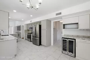 14311 N Choctaw Dr, Oro Valley, AZ 85755 - Photo 4