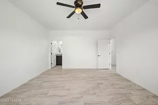 1310 E Suncrest Dr, Tucson, AZ 85756 - Photo 16