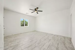 1310 E Suncrest Dr, Tucson, AZ 85756 - Photo 18
