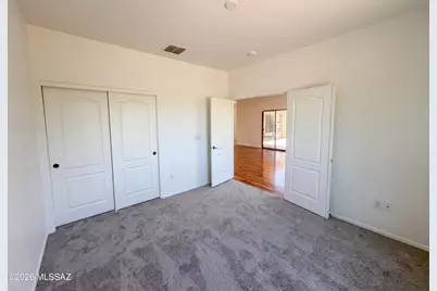 5225 W Wild Burro Spring Drive, Marana, AZ 85658 - Photo 4