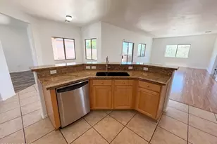 5225 W Wild Burro Spring Dr, Marana, AZ 85658 - Photo 10