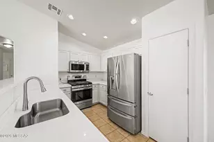 11499 W Magic Song St, Marana, AZ 85658 - Photo 6
