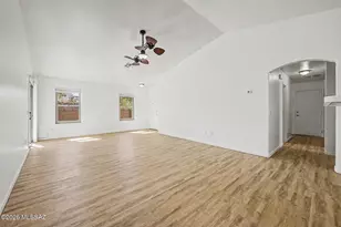 11499 W Magic Song St, Marana, AZ 85658 - Photo 4