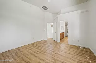 11499 W Magic Song St, Marana, AZ 85658 - Photo 10