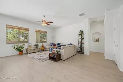 11155 W Gallinule Drive, Marana, AZ 85653 - Photo 4