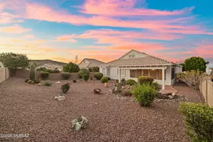 1755 N VÃ­a Cananea, Green Valley, AZ 85614 - Photo 8