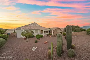 1755 N VÃ­a Cananea, Green Valley, AZ 85614 - Photo 6