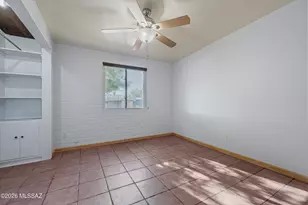 736 S Desert Steppes Dr, Tucson, AZ 85710 - Photo 24