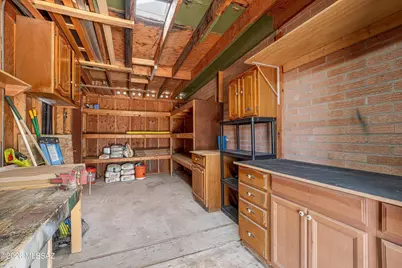 736 S Desert Steppes Drive, Tucson, AZ 85710 - Photo 32