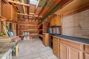 736 S Desert Steppes Dr, Tucson, AZ 85710 - Photo 32