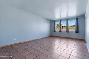 736 S Desert Steppes Dr, Tucson, AZ 85710 - Photo 6