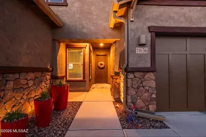 11656 N Silverwood Drive, Oro Valley, AZ 85737 - Photo 4