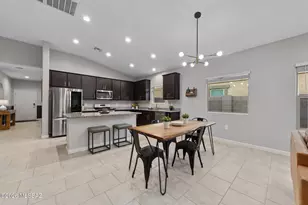 8801 W Red Spike Ice Dr, Marana, AZ 85653 - Photo 10