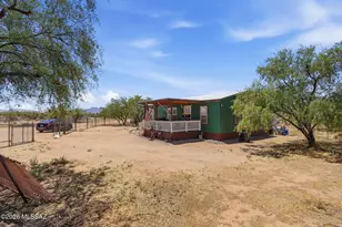 16358 W Sweet Jonquil Ct, Tucson, AZ 85735 - Photo 2