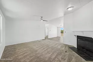 9240 S Honeysuckle Farm Trail, Tucson, AZ 85735 - Photo 4