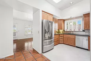 1121 N Abrego Dr, Green Valley, AZ 85614 - Photo 18