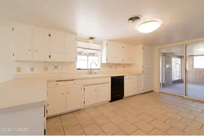 8042 E Mi Casita, Tucson, AZ 85715 - Photo 8
