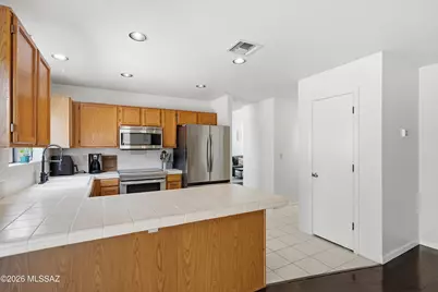 3050 W Country Meadow Drive, Tucson, AZ 85742 - Photo 20