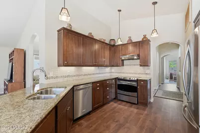 36369 S Rock Crest Drive, Saddlebrooke, AZ 85739 - Photo 8