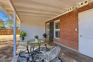 1413 N Craycroft Rd, Tucson, AZ 85712 - Photo 12