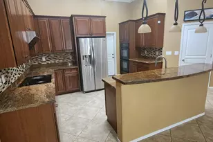 10706 N Hewitt Pl, Oro Valley, AZ 85737 - Photo 4