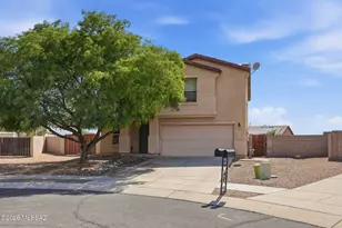 5668 W Copperhead Dr, Tucson, AZ 85742 - Photo 4