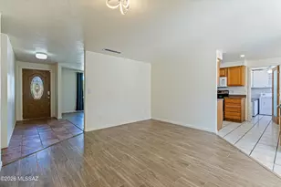 9750 E Lorain Pl, Tucson, AZ 85748 - Photo 12