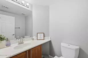 9205 N Sugar foot Dr, Tucson, AZ 85743 - Photo 32