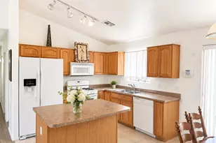 13211 E Mineta Ridge Dr, Vail, AZ 85641 - Photo 4