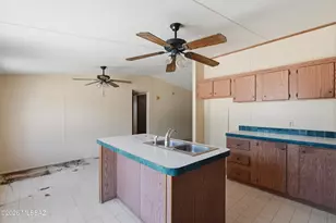 2301 S Hohokam Dr, Tucson, AZ 85735 - Photo 14
