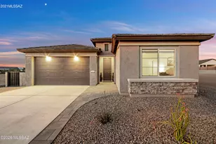 1820 N Banneker Ln, Green Valley, AZ 85614 - Photo 2