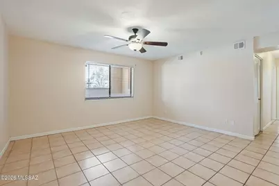 441 W Yucca Court #201, Tucson, AZ 85704 - Photo 4