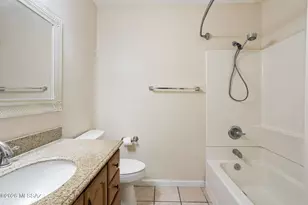 441 W Yucca Ct, Tucson, AZ 85704 - Photo 10
