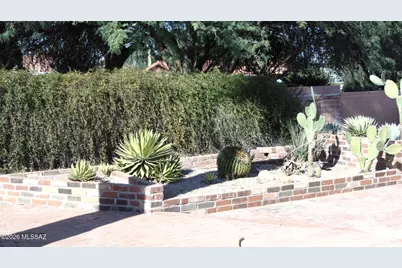 310 S Las Hamacas, Green Valley, AZ 85614 - Photo 10